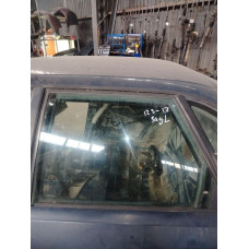  Стекло двери задней левой к  Audi  80,  1990