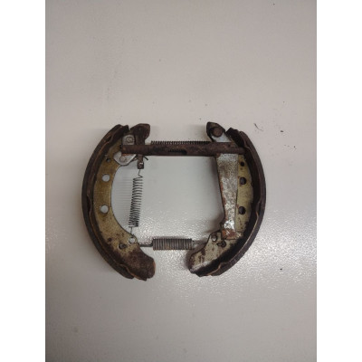  Механизм развода задних тормозных колодок правый к  Audi  80,  1990