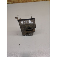  Замок двери передней левой к  Audi  80,  1990