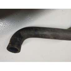  Патрубок (трубопровод, шланг) к  Audi  80,  1990