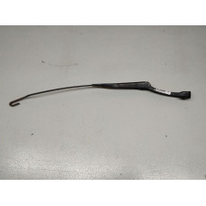  Щеткодержатель (поводок стеклоочистителя, дворник) к  Audi  80,  1990