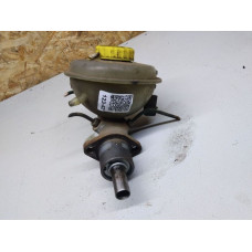  Цилиндр тормозной главный к  Audi  80,  1990