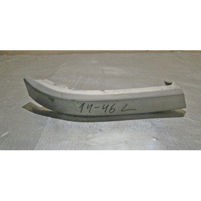  Молдинг (накладка кузовная) к  Mazda  323,  1997