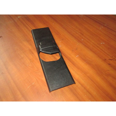 Обшивка стойки центральной левой к  Mercedes  C W202,  1998