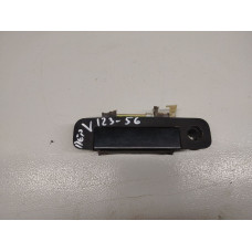  Ручка наружная передняя левая к  Audi  80,  1990