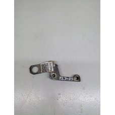  Кронштейн к  Audi  80,  1990