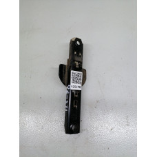  Механизм регулировки высоты ремня безопасности к  Audi  80,  1990