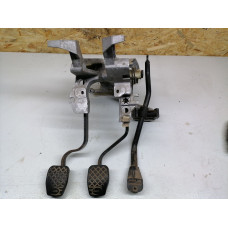  Узел педальный (блок педалей) к  Audi  80,  1990