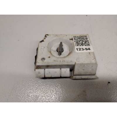 Панель (плата) фонаря заднего правого к  Audi  80,  1990