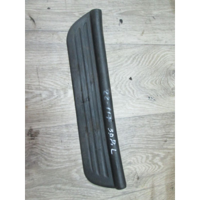 Накладка на порог внутренняя задняя левая к  Mitsubishi  Lancer,  1994