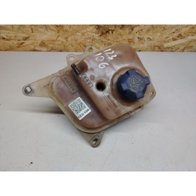 Бачок расширительный к  Audi  80,  1990