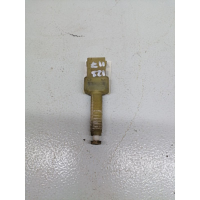 Датчик педали тормоза (лягушка) к  Audi  80,  1990