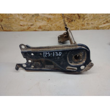  Крепление фары левой к  Audi  80,  1990