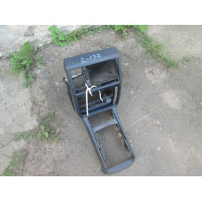  Консоль салона (кулисная часть) к  Audi  100,  1985