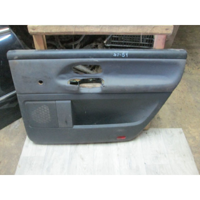 Обшивка двери задней правой (дверная карта) к  Volkswagen  Sharan,  2000