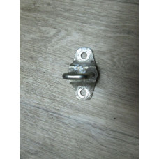  Ответная часть (скоба) замка двери к  Opel  Corsa,  2009