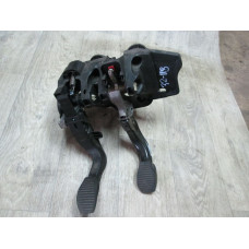  Педаль к  Opel  Corsa,  2009