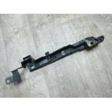  Кронштейн крепления бампера переднего к  Opel  Corsa,  2009