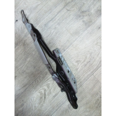 Петля крышки багажника к  Opel  Omega,  1996