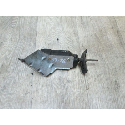 Электропривод запирания лючка топливного бака к  Opel  Omega,  1996