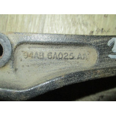  Кронштейн к  Ford  Escort,  1998