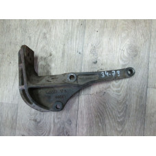  Кронштейн к  Ford  Escort,  1998