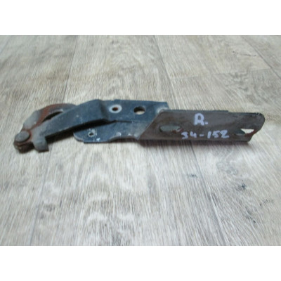 Петля капота правая к  Ford  Escort,  1998