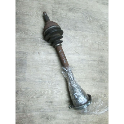 Полуось передняя левая (приводной вал, шрус) к  Renault  Laguna,  1999