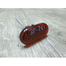  Повторитель передний правый к  Renault  Laguna,  1999