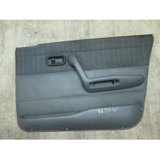 Обшивка двери передней правой (дверная карта) к  Fiat  Punto,  1997