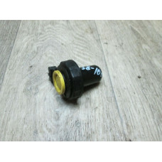  Крышка бачка тормозной жидкости к  Ford  Fiesta,  1999