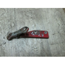  Петля капота левая к  Nissan  Sunny,  1993