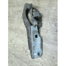  Петля капота правая к  Renault  Scenic,  1999