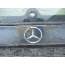  Крышка багажника (дверь 3-5) к  Mercedes  E W210,  2001