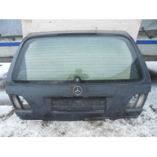  Крышка багажника (дверь 3-5) к  Mercedes  E W210,  2001