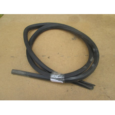  Уплотнитель двери передней правой к  Chevrolet  Lanos,  2007