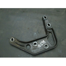  Кронштейн двигателя к  Ford  Mondeo,  1995