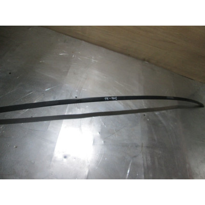 Молдинг крыши к  Mazda  323,  1997