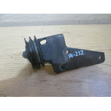  Кронштейн к  Mazda  323,  1997