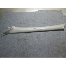  Обшивка стойки передней левой к  Mazda  323,  1997