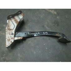  Педаль тормоза к  Nissan  Primera,  1993