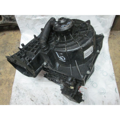 Моторчик печки к  Nissan  Primera,  2003