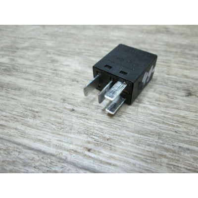 Реле (прочие) к  Volvo  S40,  1998