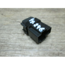  Реле (прочие) к  Mitsubishi  Carisma,  2000