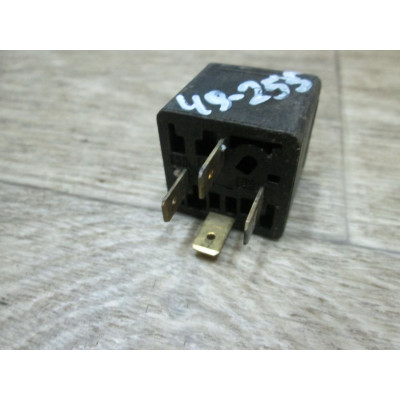 Реле (прочие) к  Toyota  Carina E,  1997