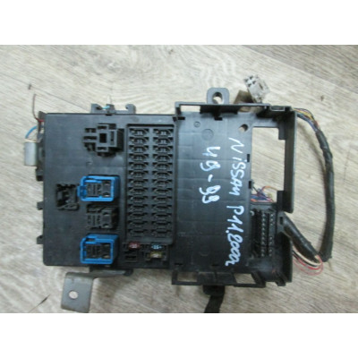 Блок предохранителей к  Nissan  Primera,  2000