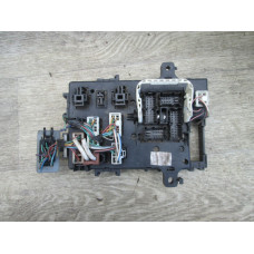  Блок предохранителей к  Nissan  Primera,  2000