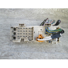  Блок предохранителей к  Toyota  Corolla VERSO,  2002