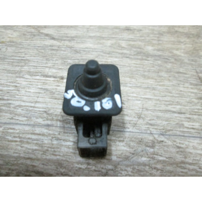 Выключатель концевой (концевик) к  Mercedes  A W168,  1999