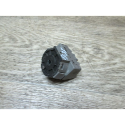 Контактная группа к  Ford  Mondeo,  2005